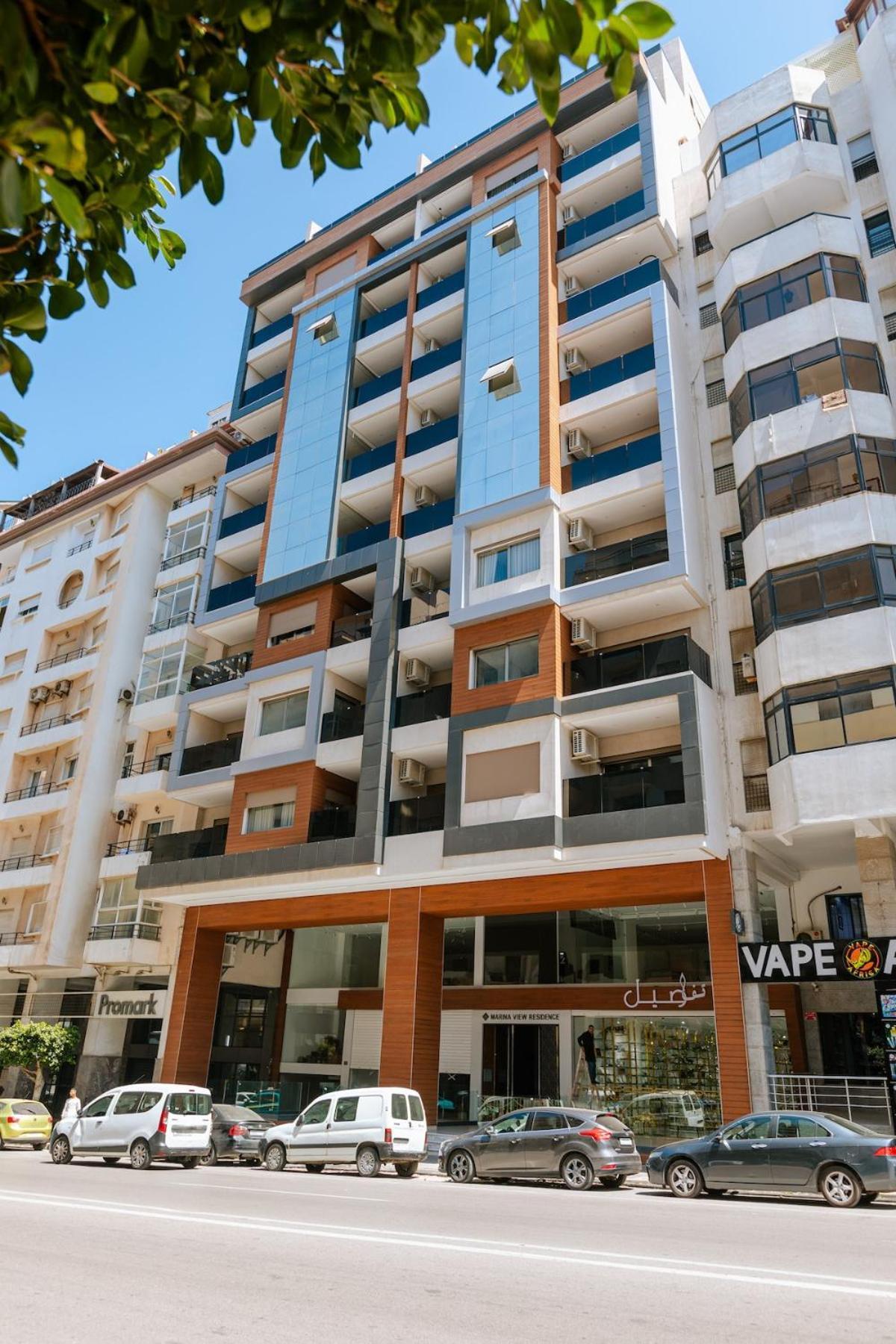 Ideal In Marina